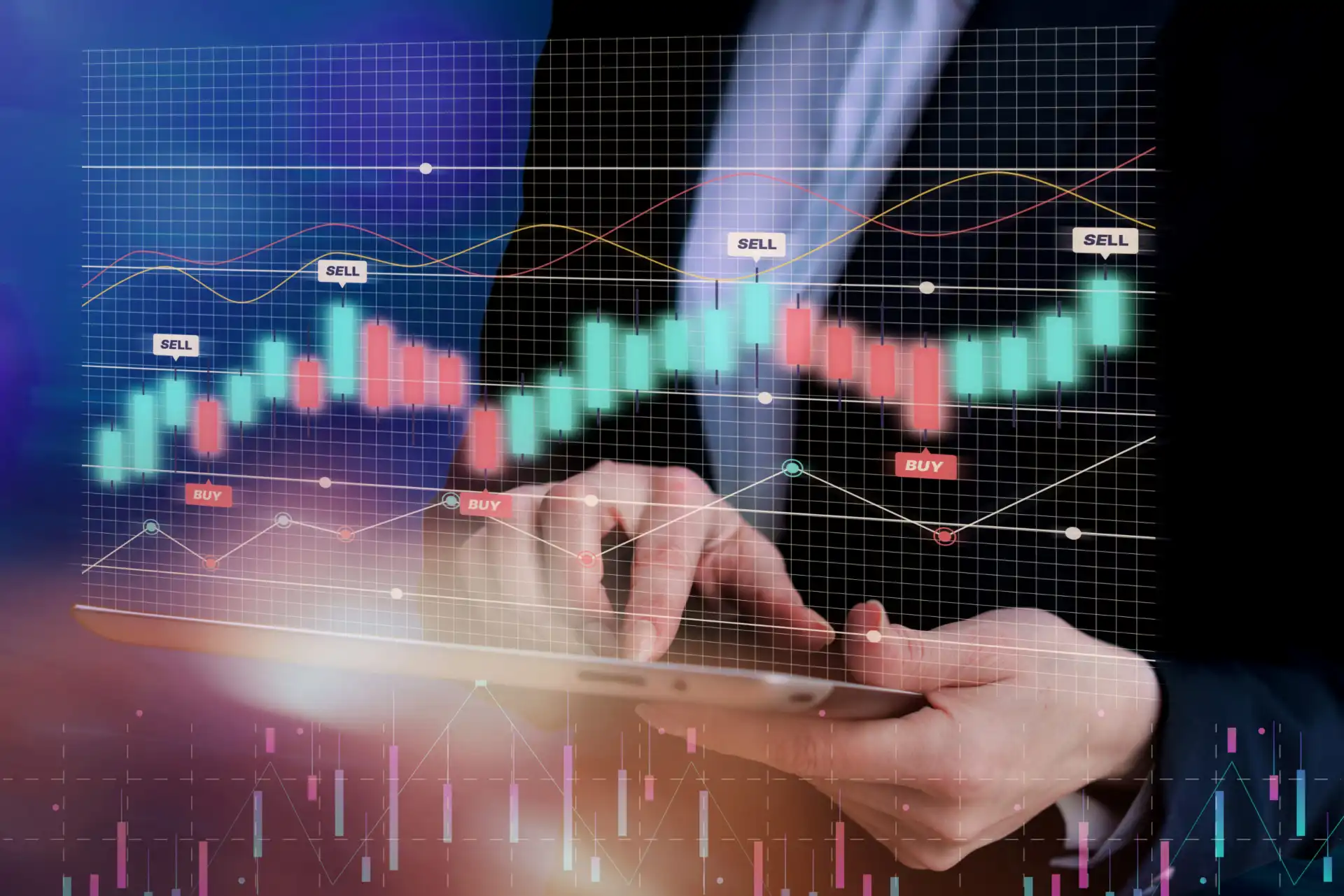 Pessoa manipulando um tablet com gráficos de mercado financeiro, indicadores de compra e venda, representando análise econômica e investimentos.